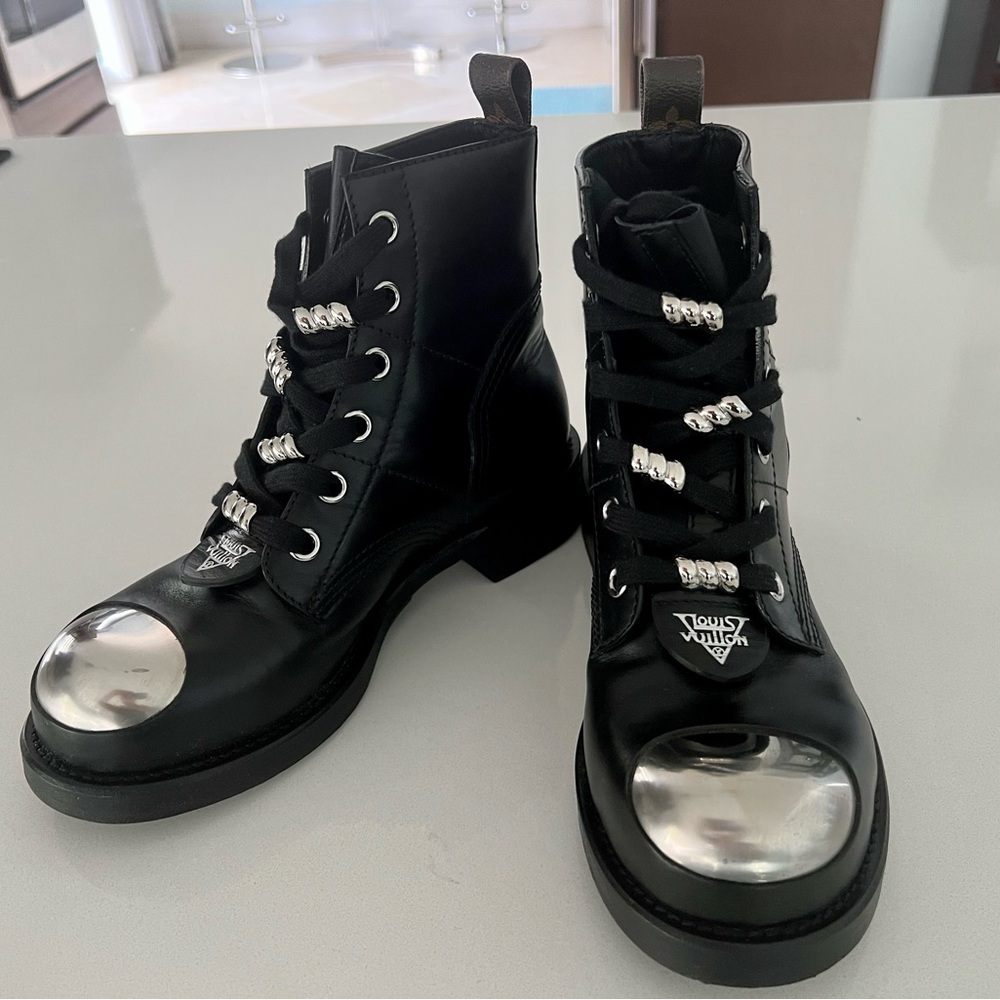 Louis Vuitton Leather Beaded Accents Combat Boots Size: US7, IT37